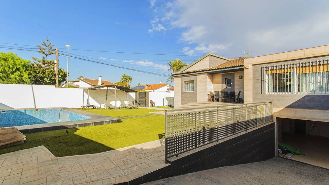 Venta - Chalet - Orihuela - Los Balcones