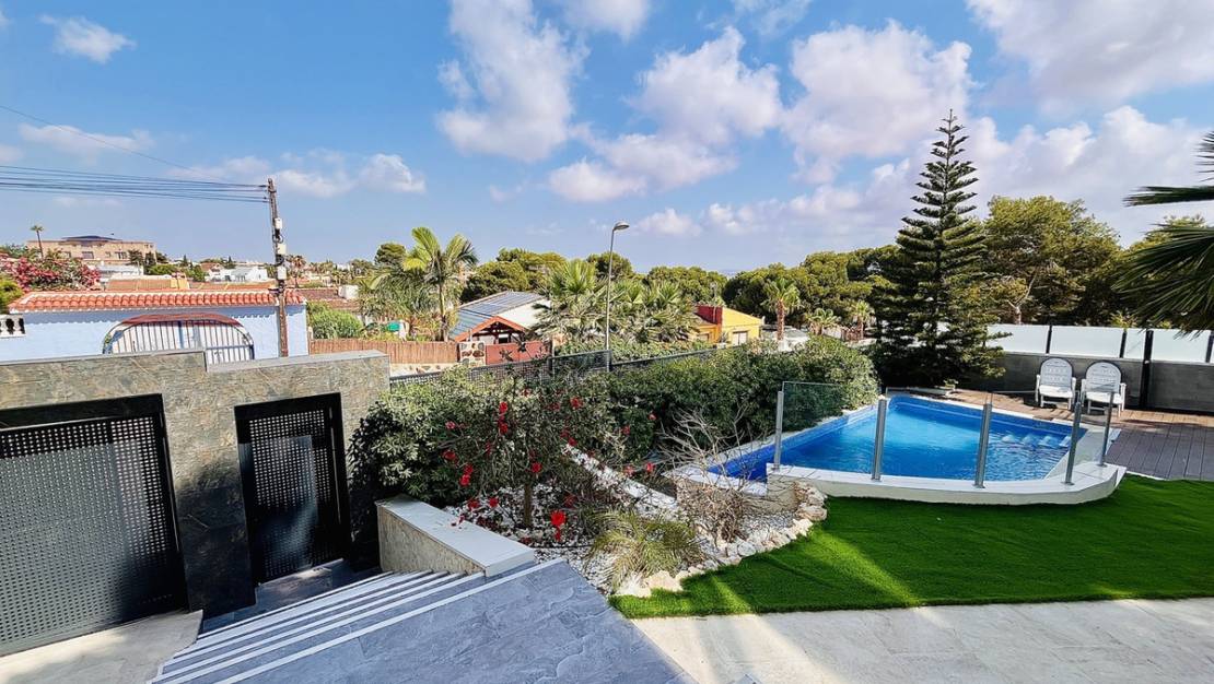 Venta - Chalet - Orihuela - Los Balcones