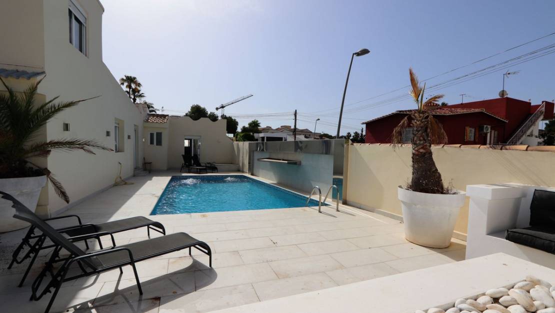 Venta - Chalet - Orihuela - Los Balcones
