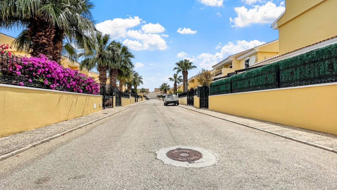 Venta - Chalet - Orihuela - Los Dolses