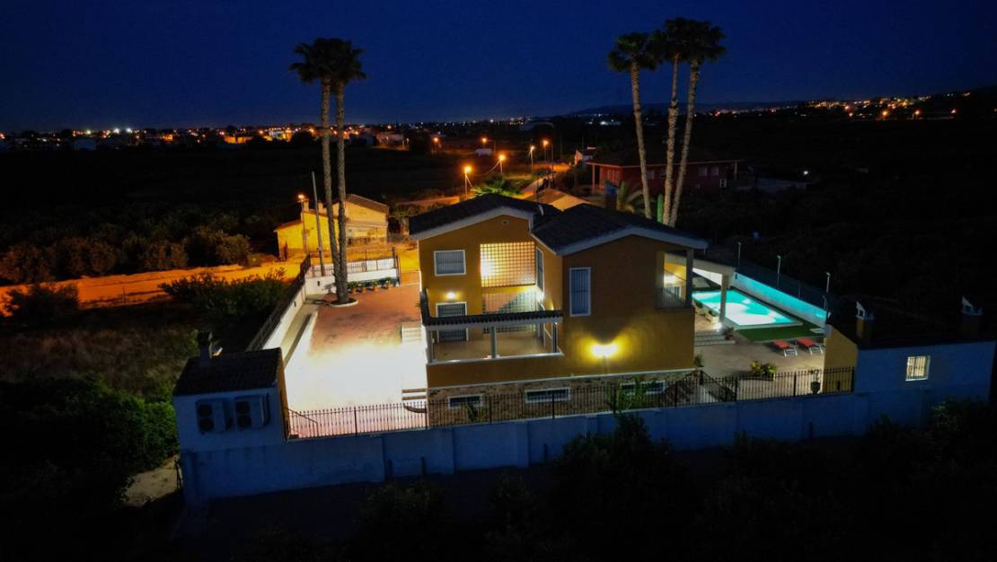 Venta - Chalet - Orihuela - Orihuela Centro