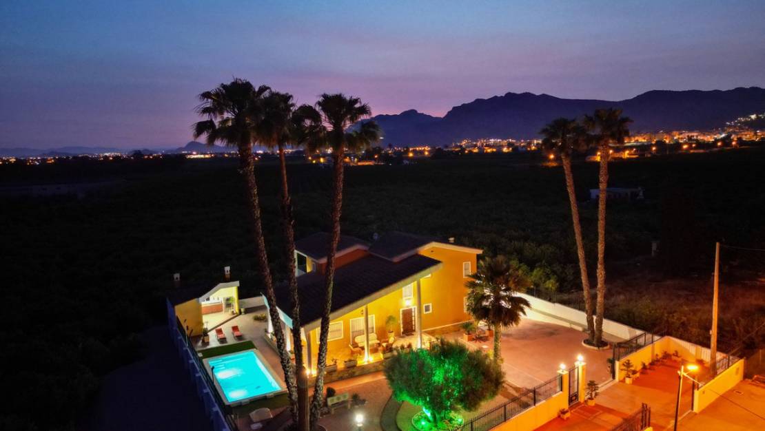 Venta - Chalet - Orihuela - Orihuela Centro