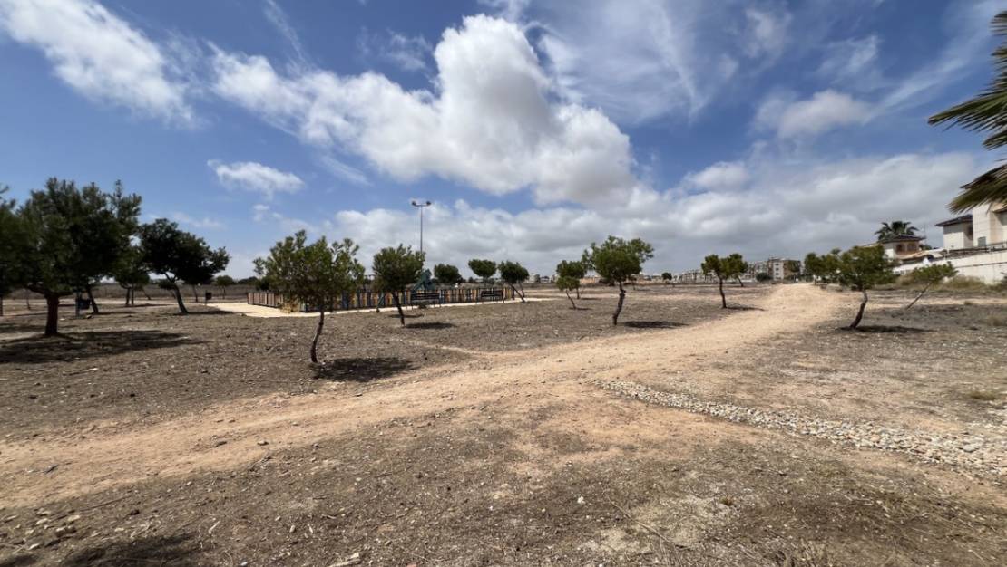 Venta - Chalet - Orihuela - Orihuela Centro