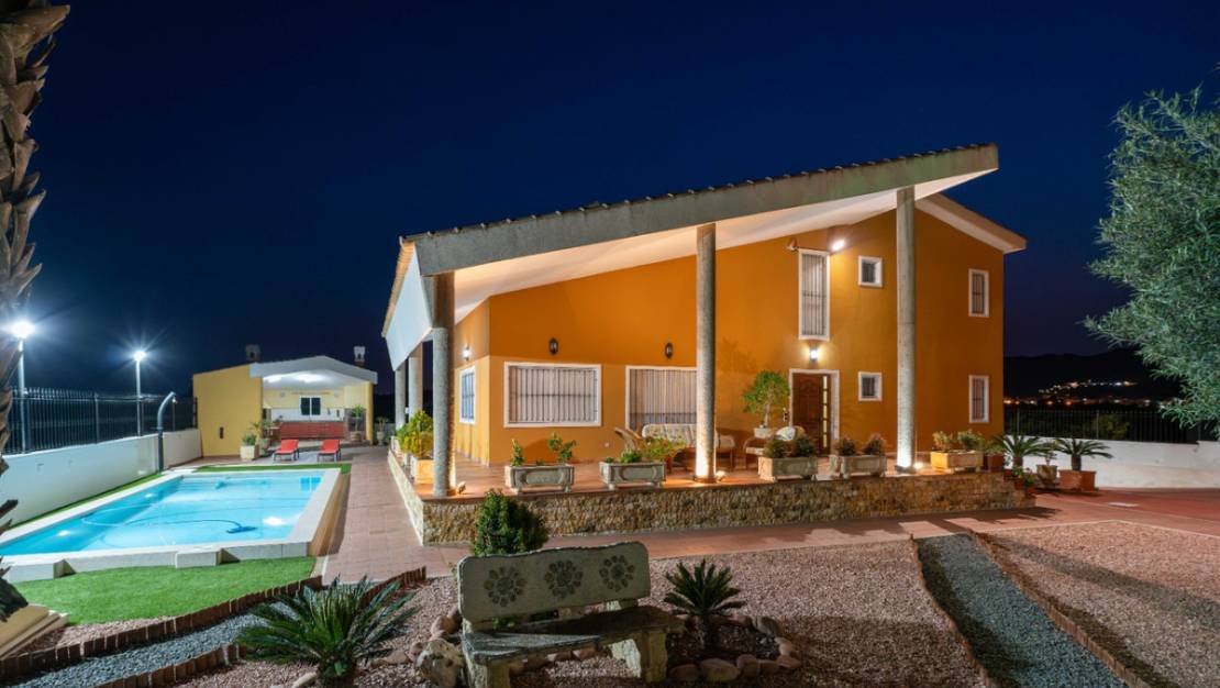 Venta - Chalet - Orihuela - Orihuela Centro