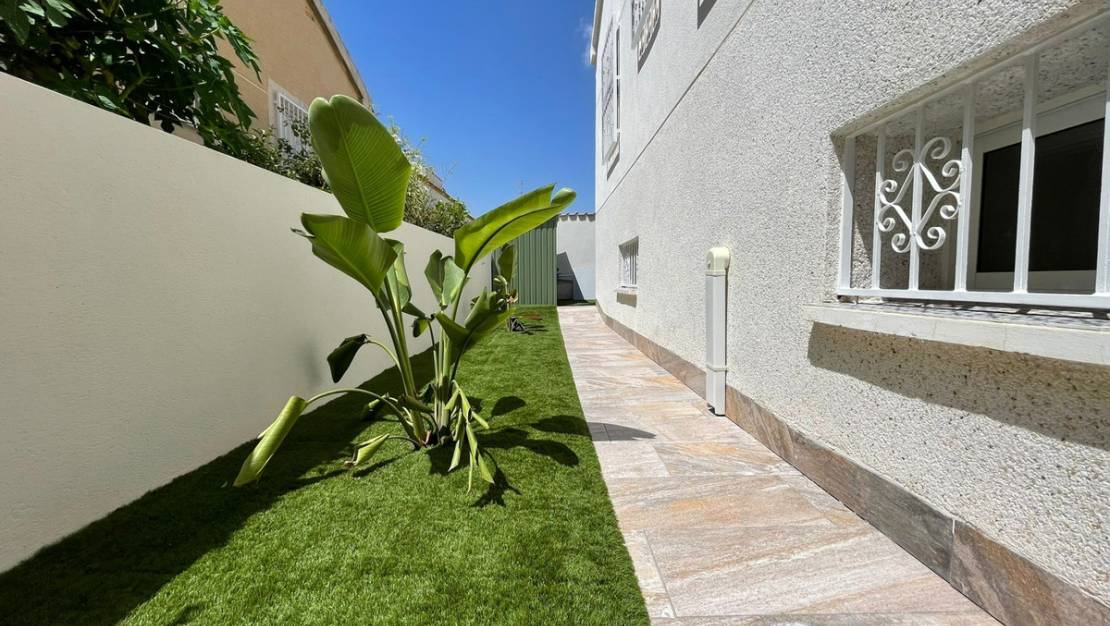 Venta - Chalet - Orihuela - Orihuela Costa