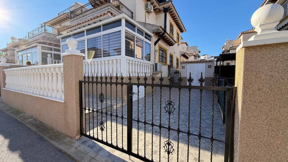 Venta - Chalet - Orihuela - Orihuela Costa