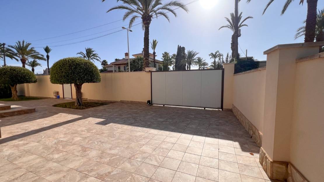 Venta - Chalet - Orihuela - Orihuela Costa