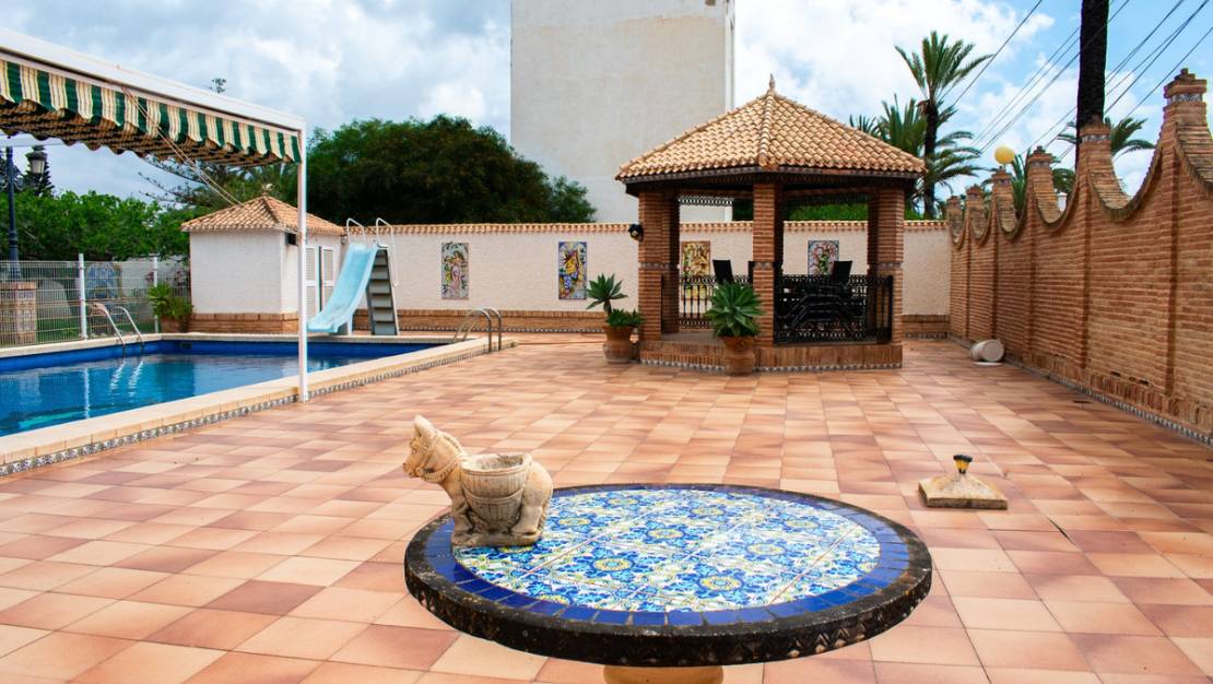 Venta - Chalet - Orihuela - Orihuela Costa