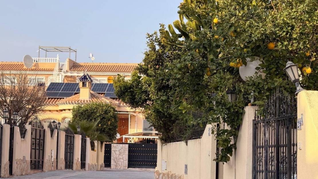 Venta - Chalet - Orihuela - Orihuela Costa