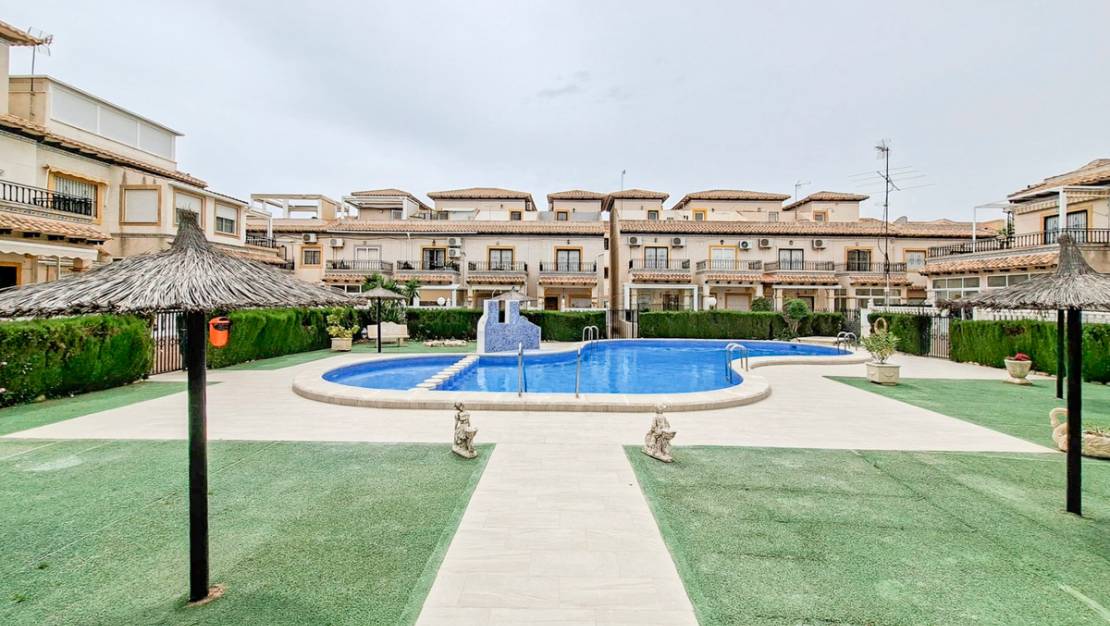 Venta - Chalet - Orihuela - Orihuela Costa
