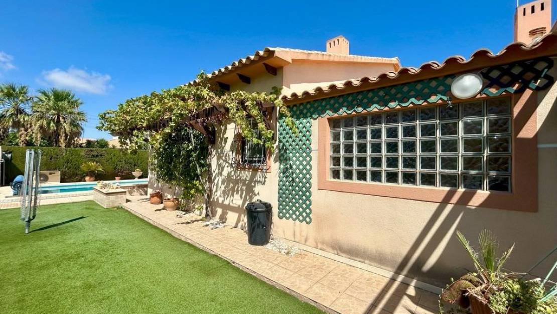 Venta - Chalet - Orihuela - Orihuela Costa