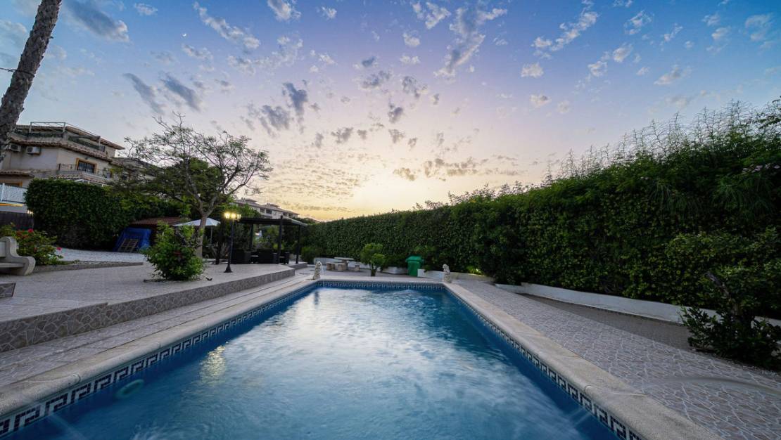 Venta - Chalet - Orihuela - Orihuela Costa