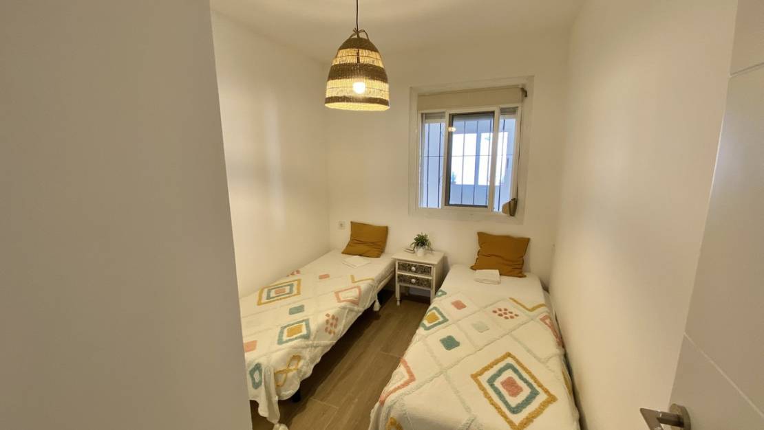 Venta - Chalet - Orihuela - Playa Flamenca