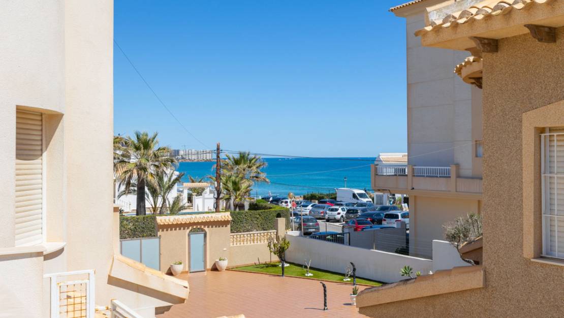 Venta - Chalet - Orihuela - Playa Flamenca