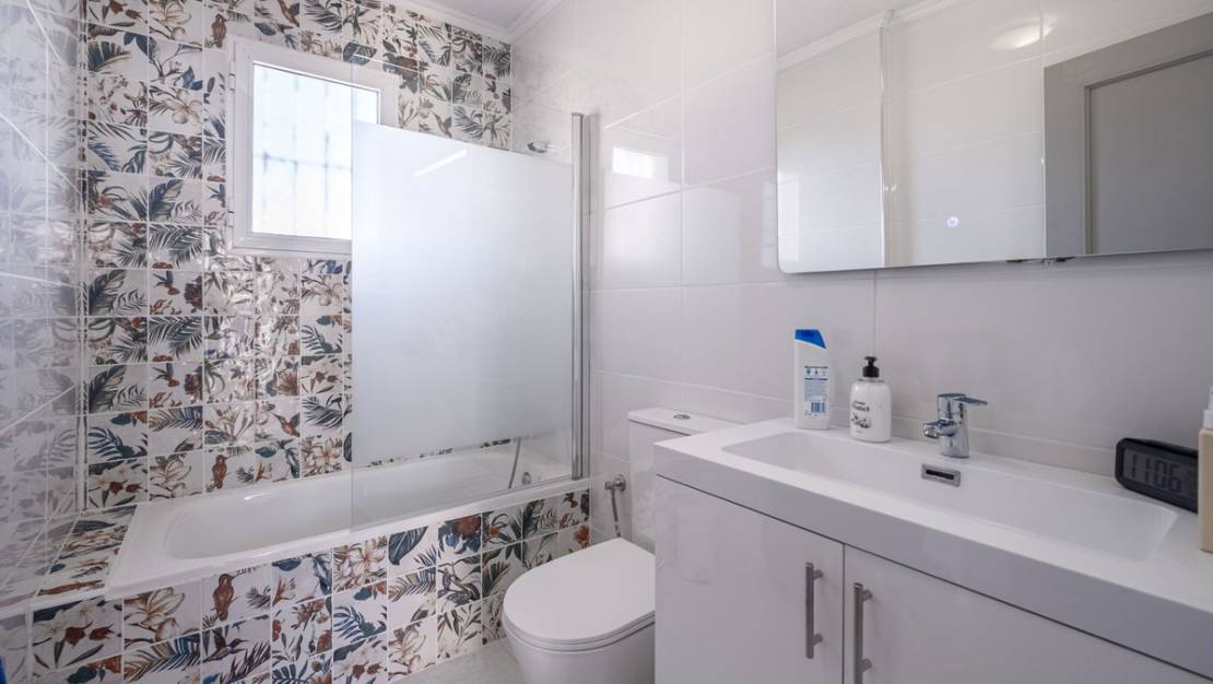 Venta - Chalet - Orihuela - Playa Flamenca