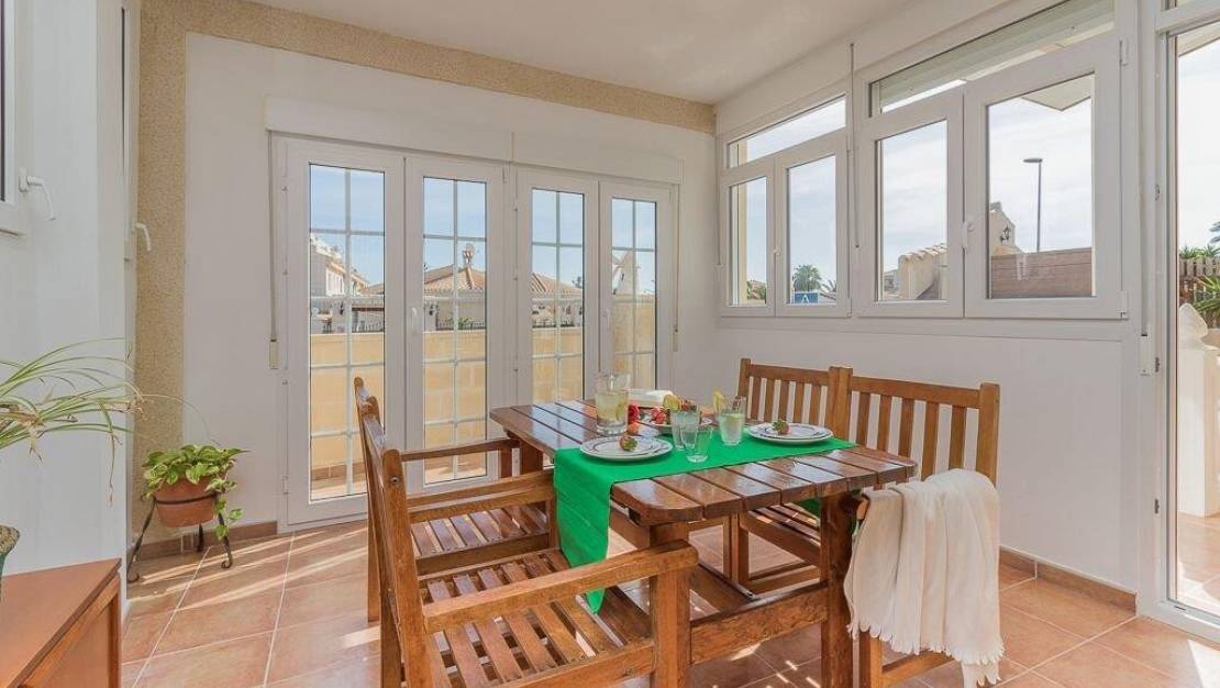 Venta - Chalet - Orihuela - Playa Flamenca