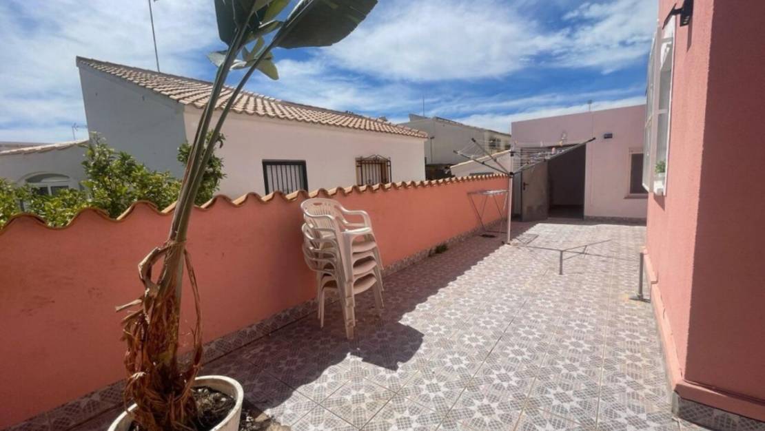 Venta - Chalet - Orihuela - Playa Flamenca