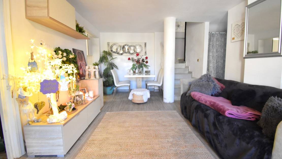 Venta - Chalet - Orihuela - Playa Flamenca