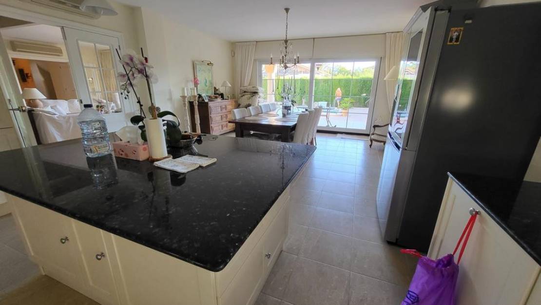 Venta - Chalet - Orihuela - Playa Flamenca