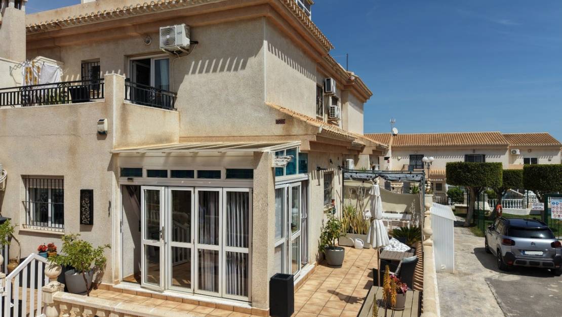 Venta - Chalet - Orihuela - Playa Flamenca