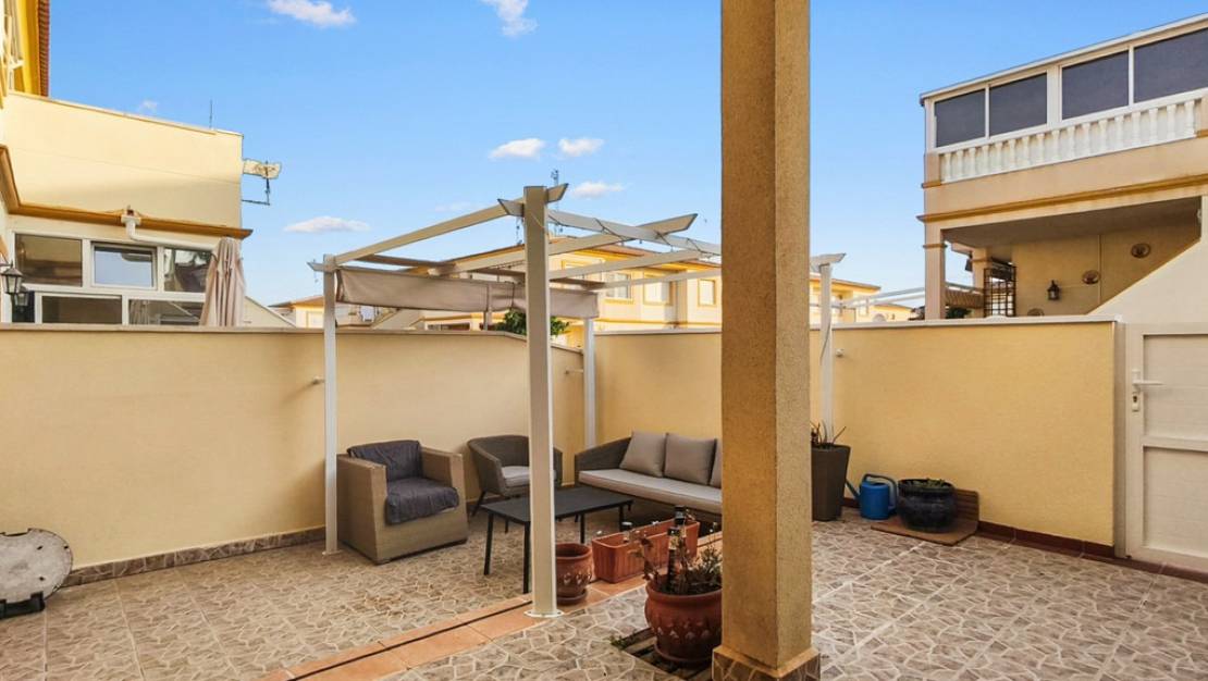 Venta - Chalet - Orihuela - Playa Flamenca