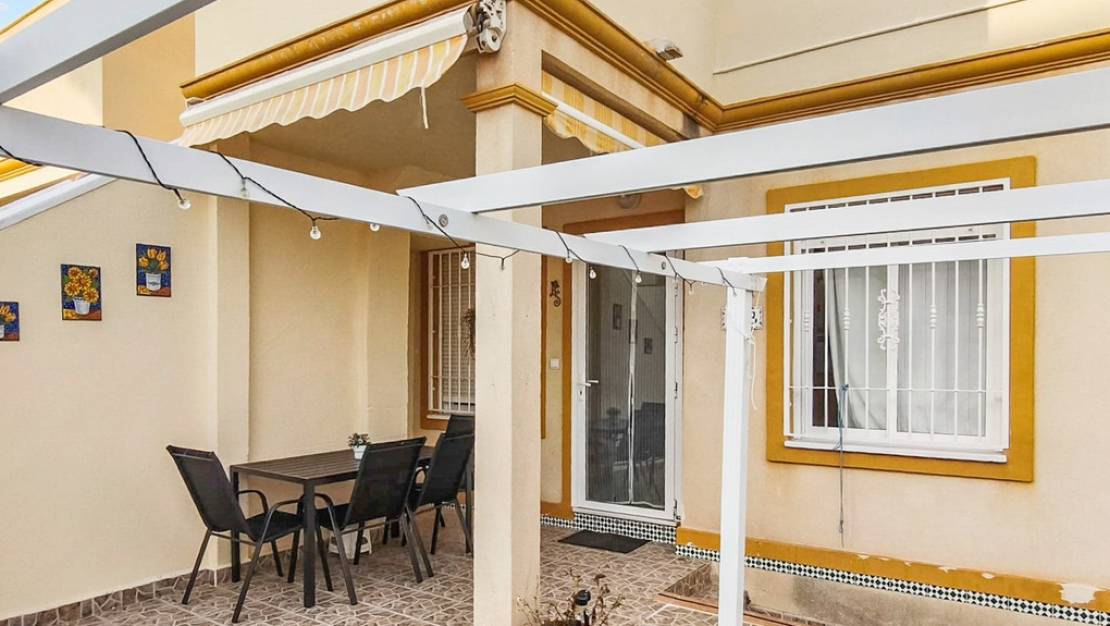 Venta - Chalet - Orihuela - Playa Flamenca