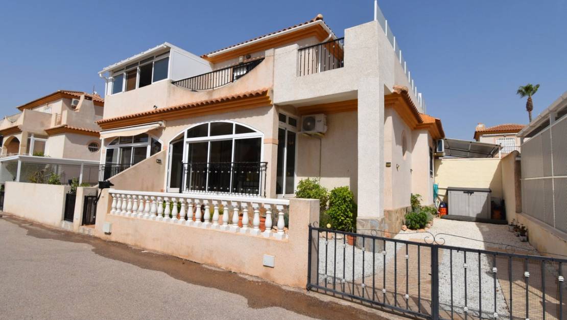 Venta - Chalet - Orihuela - Playa Flamenca