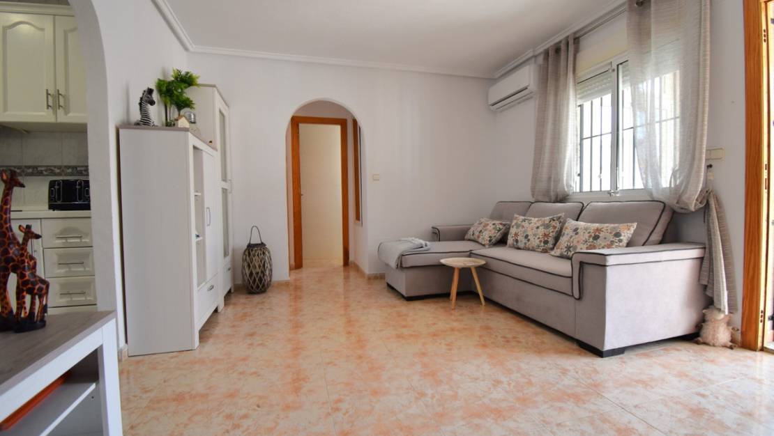 Venta - Chalet - Orihuela - Playa Flamenca