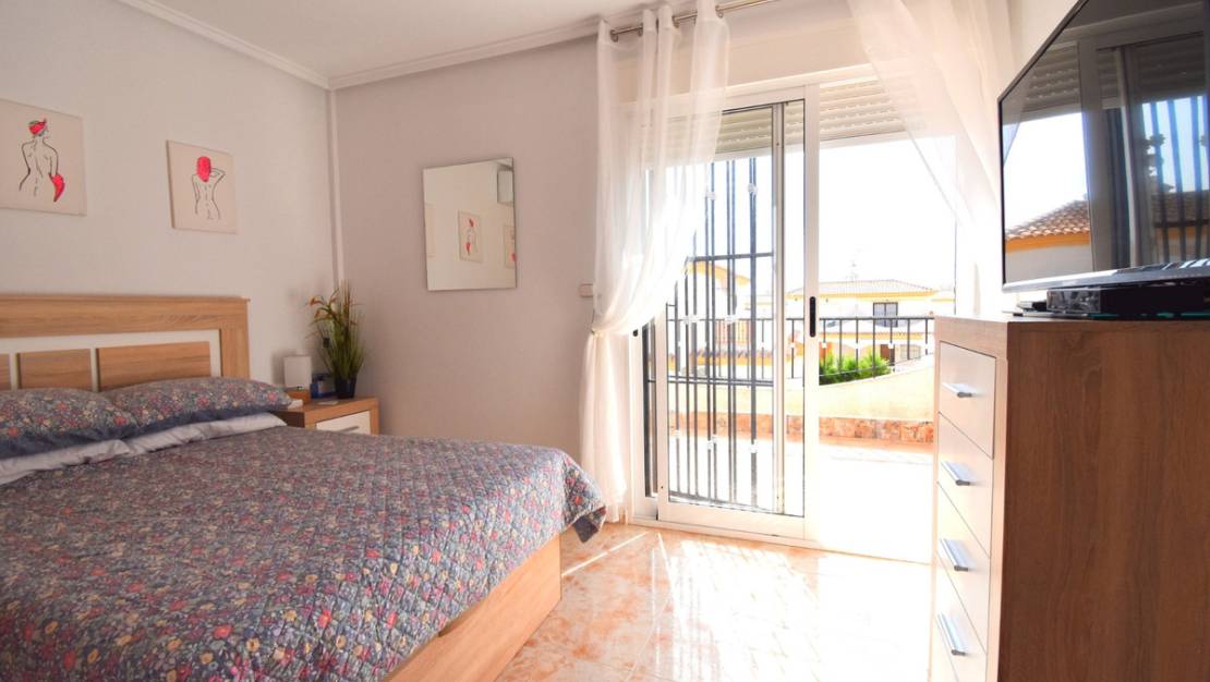 Venta - Chalet - Orihuela - Playa Flamenca