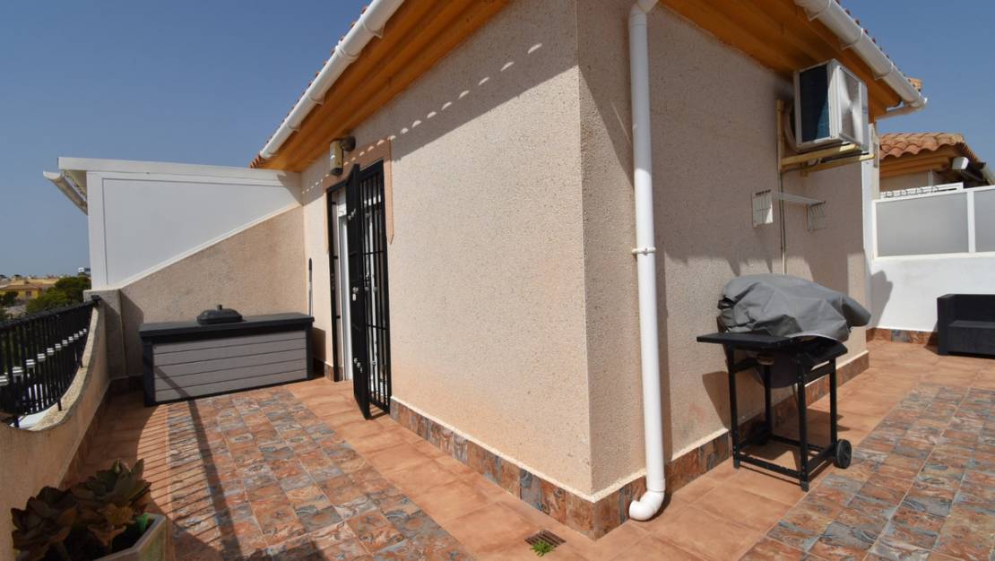Venta - Chalet - Orihuela - Playa Flamenca