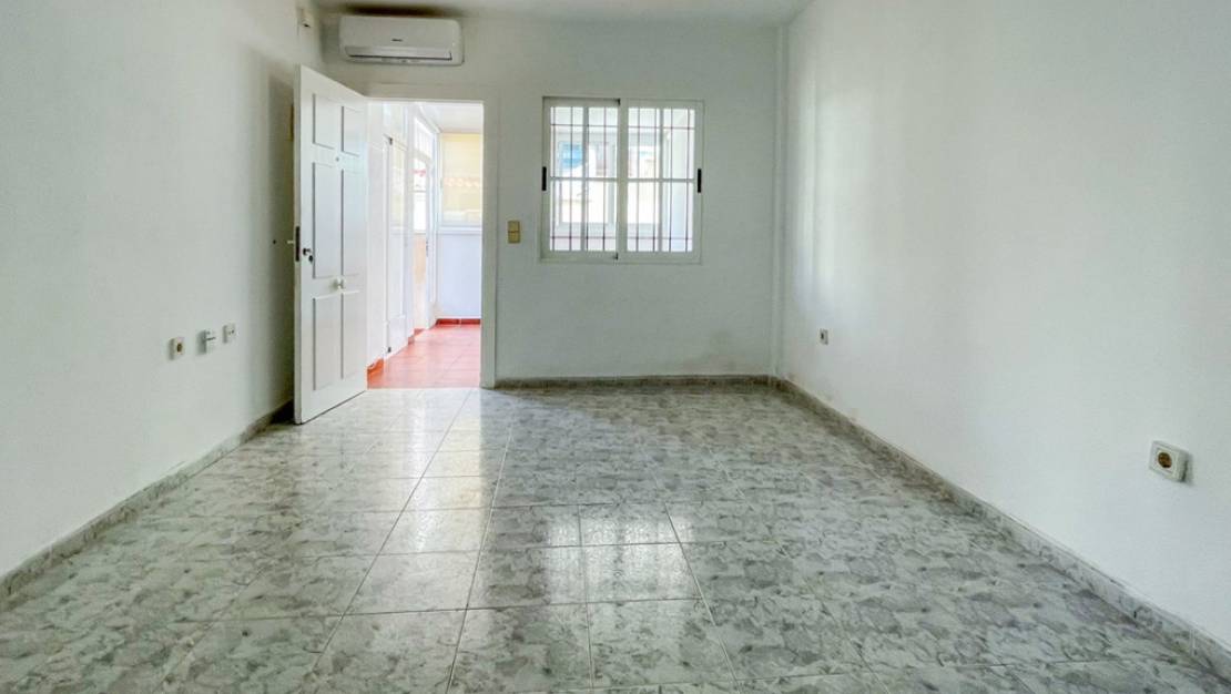 Venta - Chalet - Orihuela - Playa Flamenca