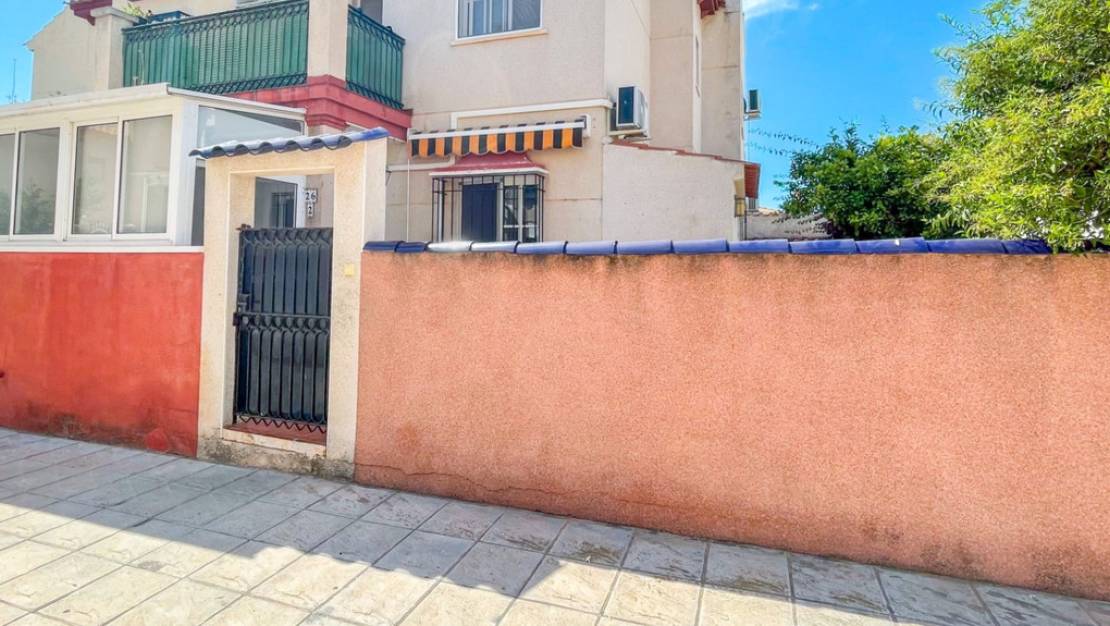 Venta - Chalet - Orihuela - Playa Flamenca