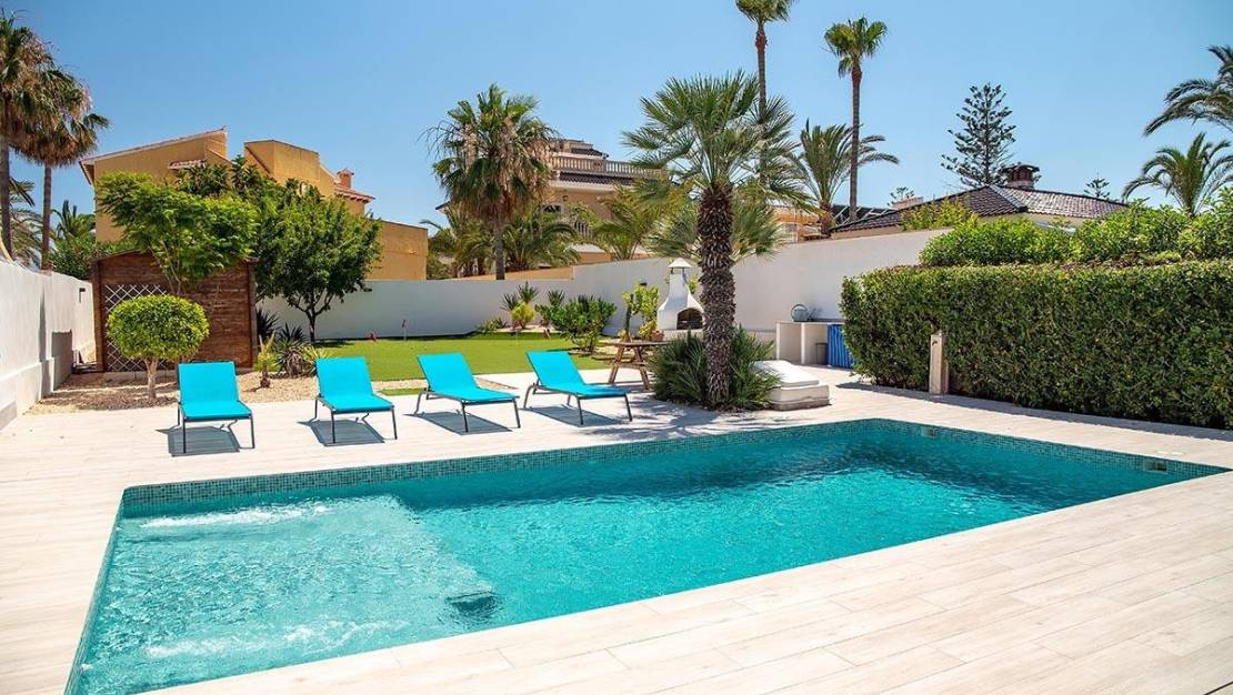 Venta - Chalet - Orihuela - Playa Flamenca