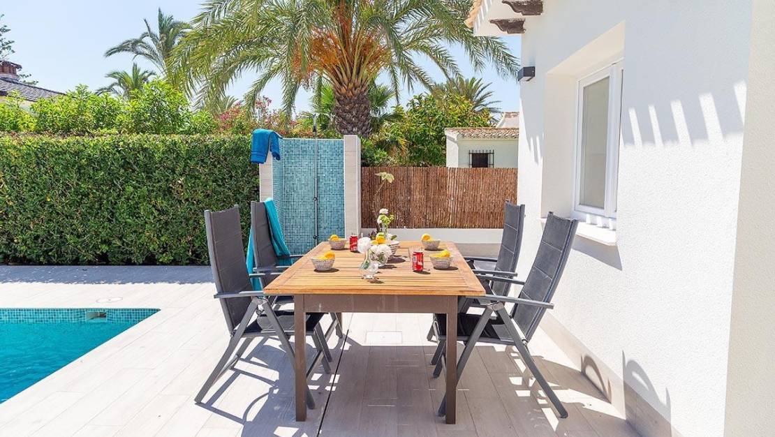 Venta - Chalet - Orihuela - Playa Flamenca