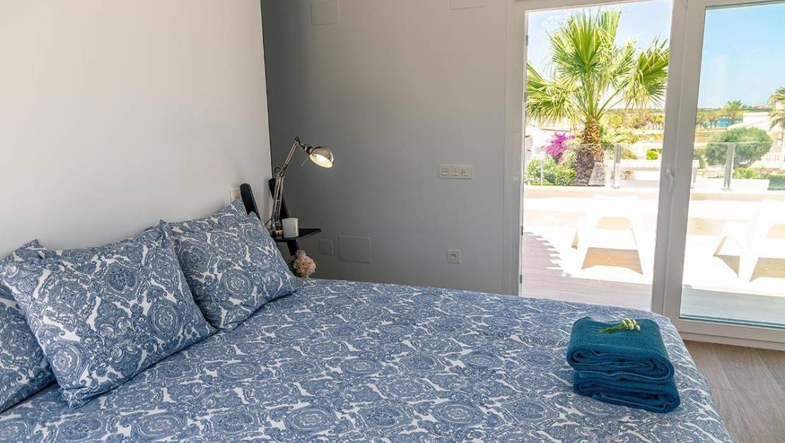 Venta - Chalet - Orihuela - Playa Flamenca