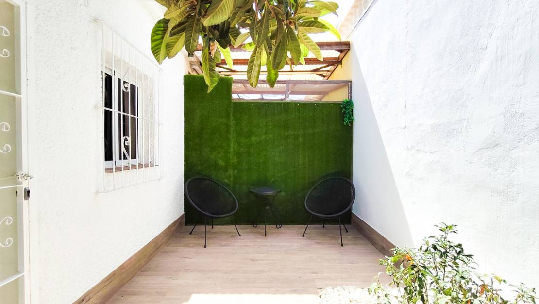 Venta - Chalet - Orihuela - Playa Flamenca
