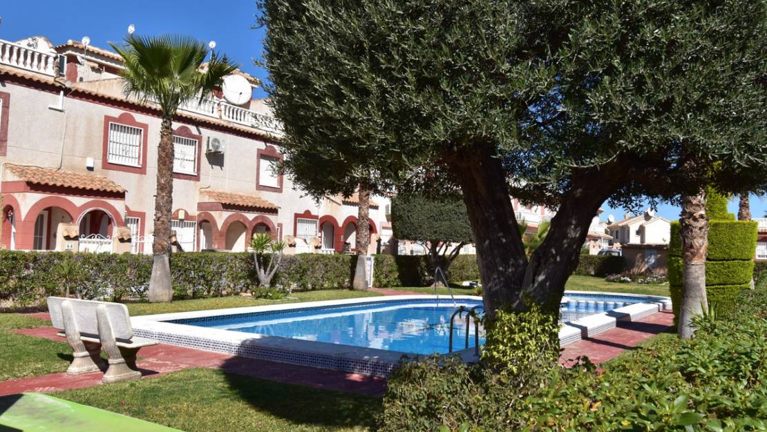 Venta - Chalet - Orihuela - Playa Flamenca