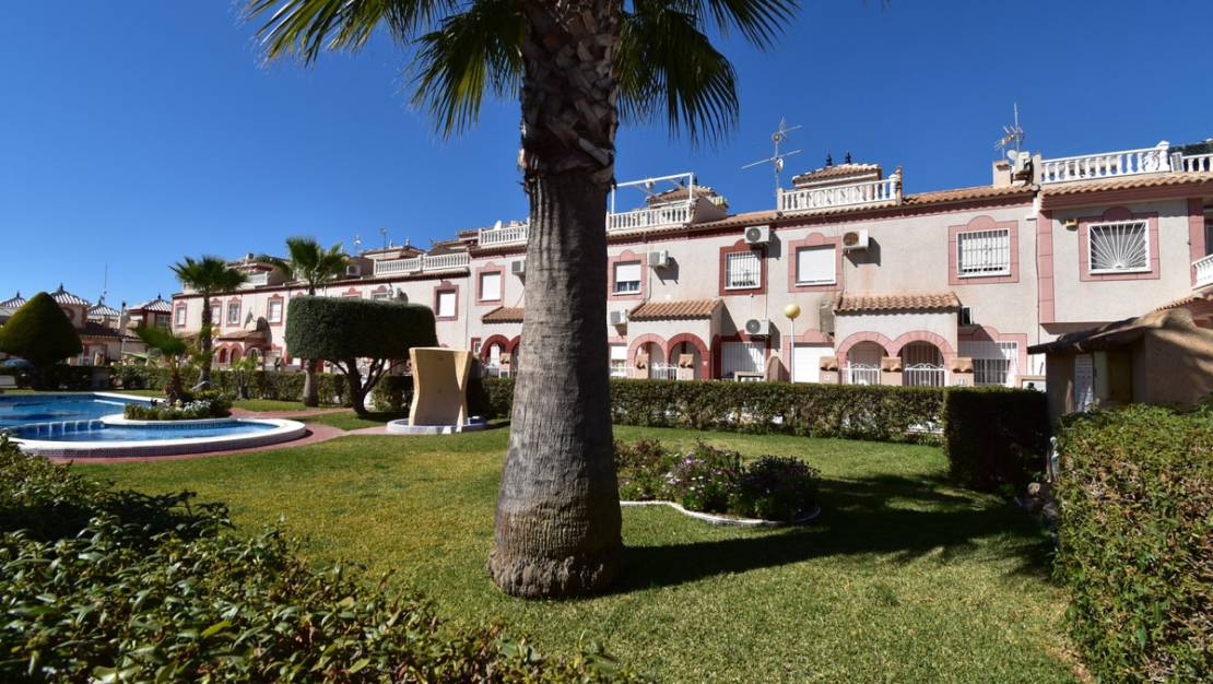 Venta - Chalet - Orihuela - Playa Flamenca