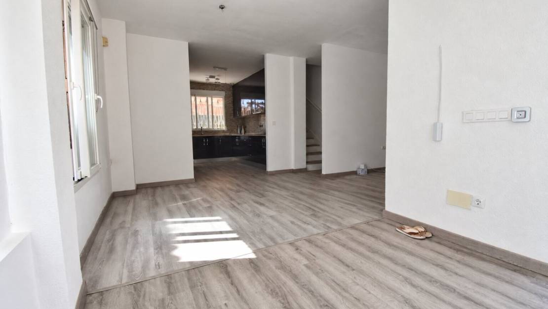 Venta - Chalet - Orihuela - Playa Flamenca
