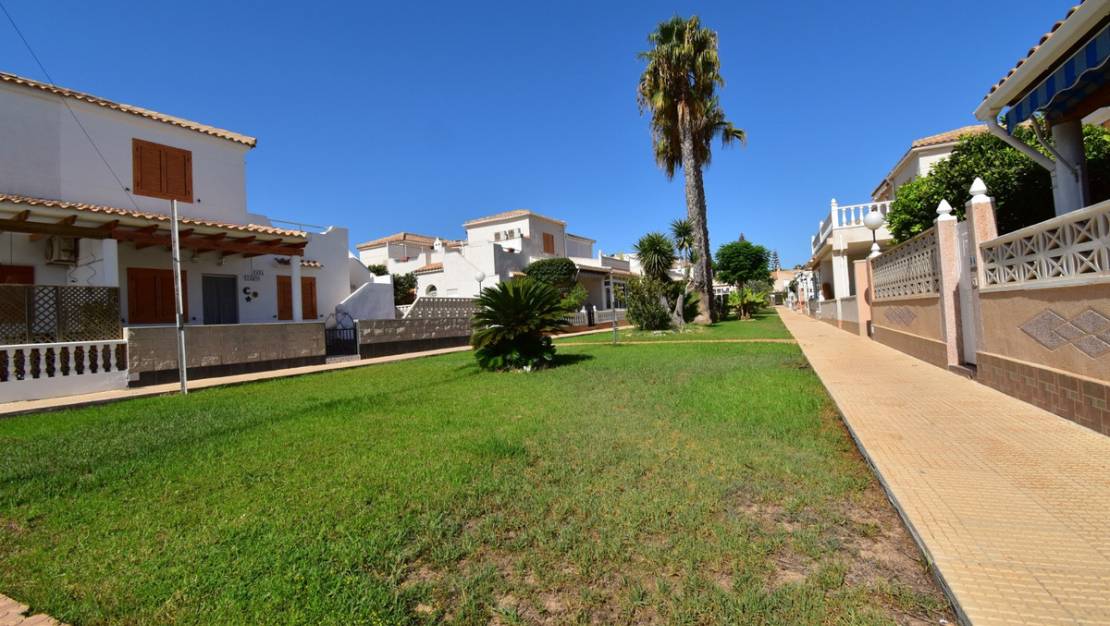 Venta - Chalet - Orihuela - Playa Flamenca