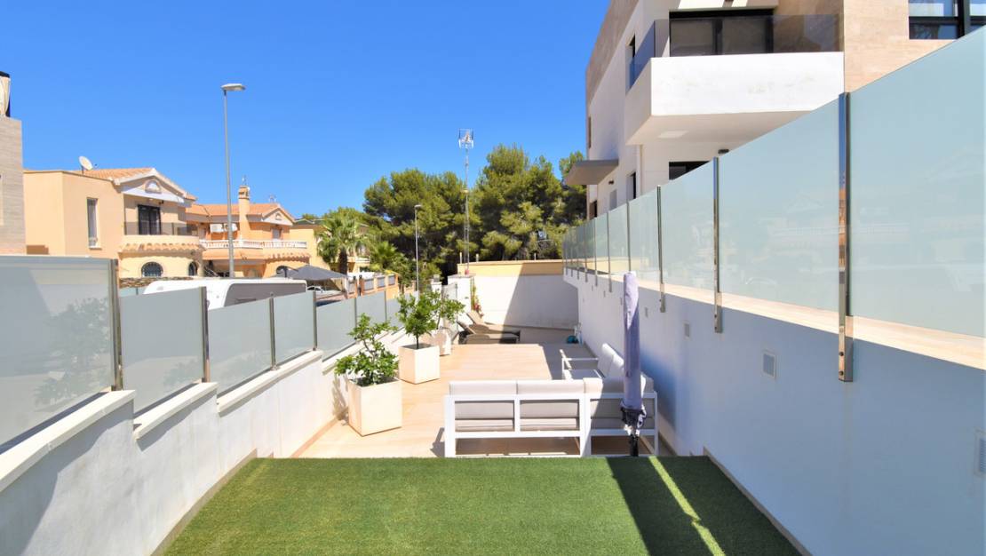 Venta - Chalet - Orihuela - Villamartin