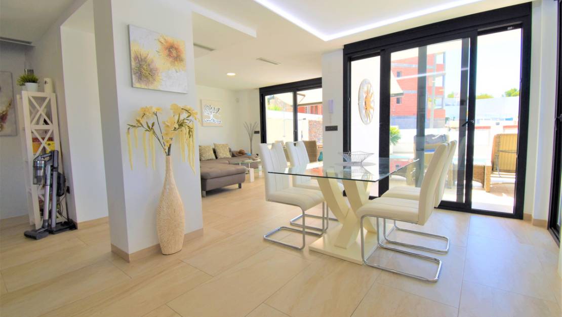 Venta - Chalet - Orihuela - Villamartin