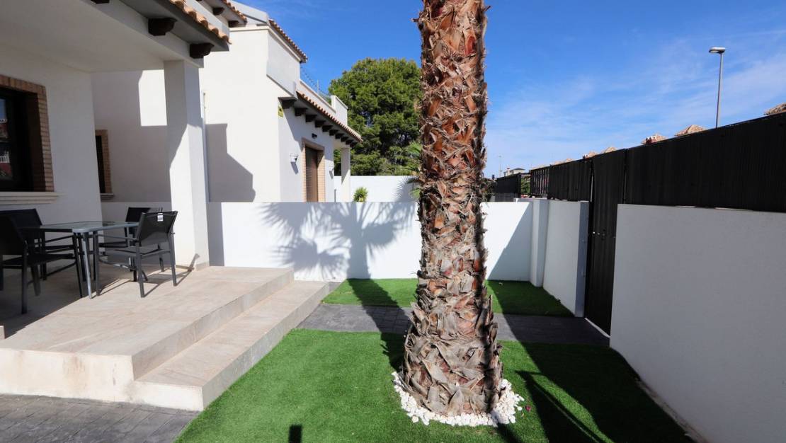 Venta - Chalet - Orihuela - Villamartin