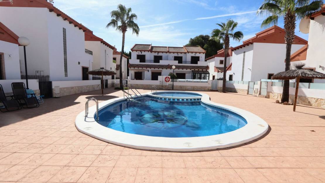 Venta - Chalet - Orihuela - Villamartin