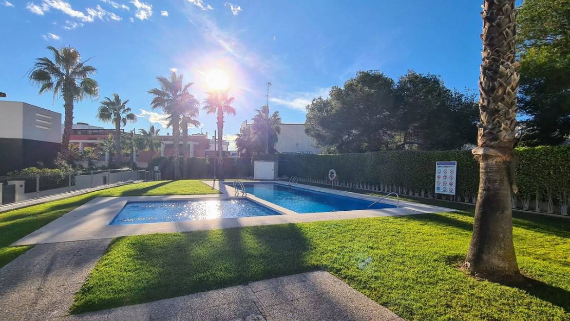 Venta - Chalet - Orihuela - Villamartin