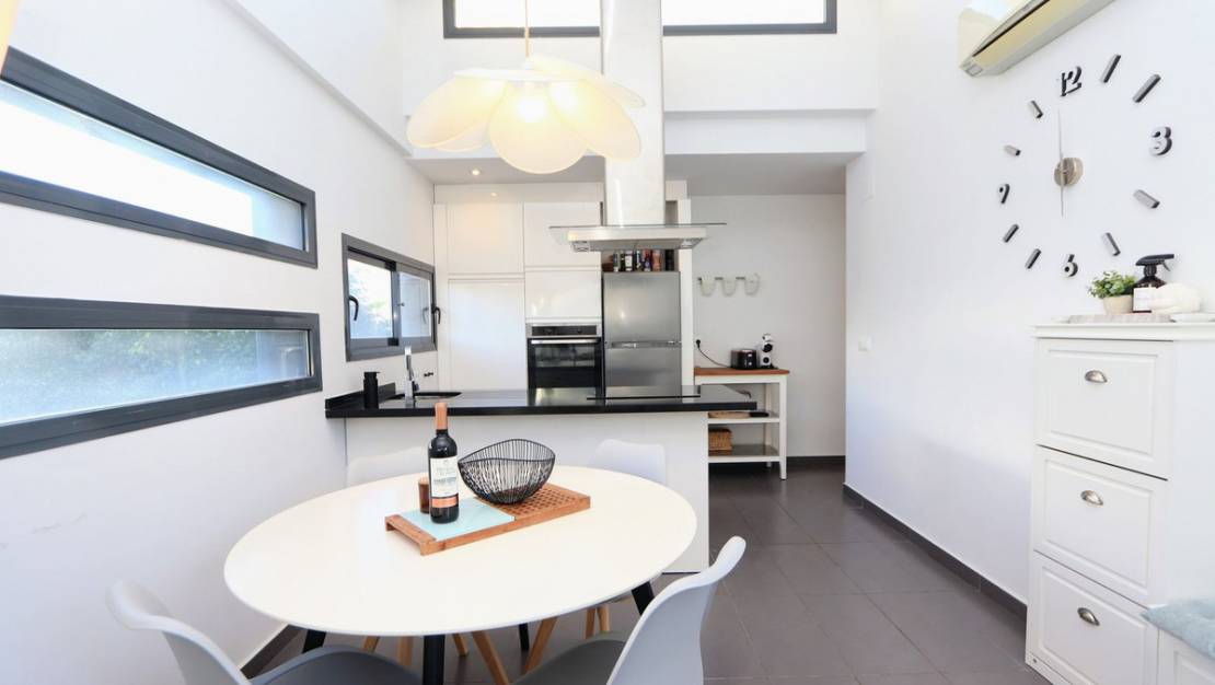 Venta - Chalet - Orihuela - Villamartin