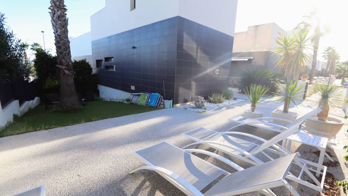 Venta - Chalet - Orihuela - Villamartin