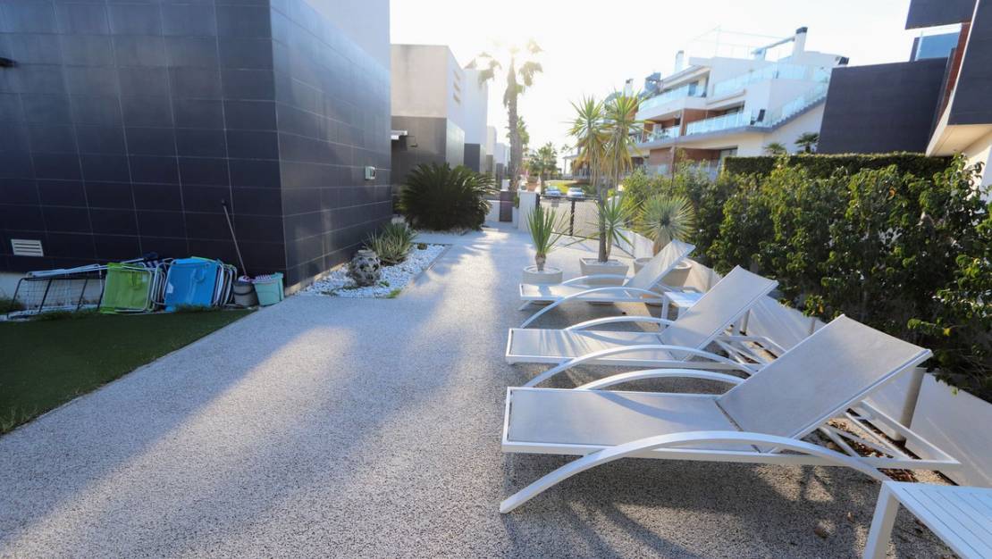 Venta - Chalet - Orihuela - Villamartin