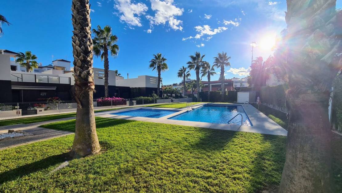 Venta - Chalet - Orihuela - Villamartin