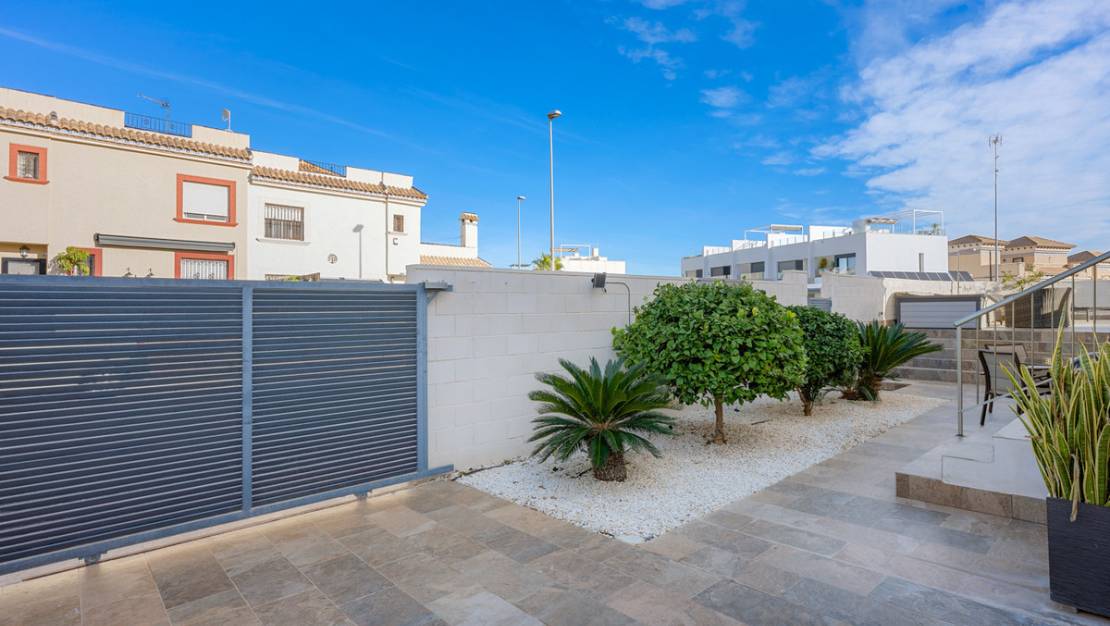 Venta - Chalet - Orihuela - Villamartin